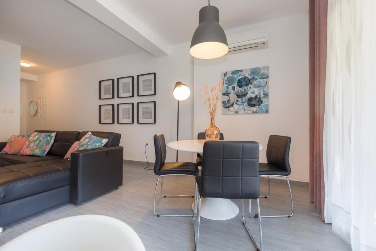 Istria Sea Side Apartment 210 & 209 Labin  Rum bild